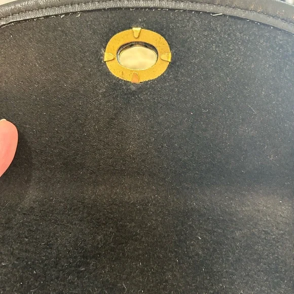 Vintage COACH Side Pack - Picture 5 of 11